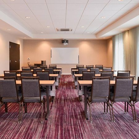 Courtyard By Marriott Toledo North Hotel Exterior foto
